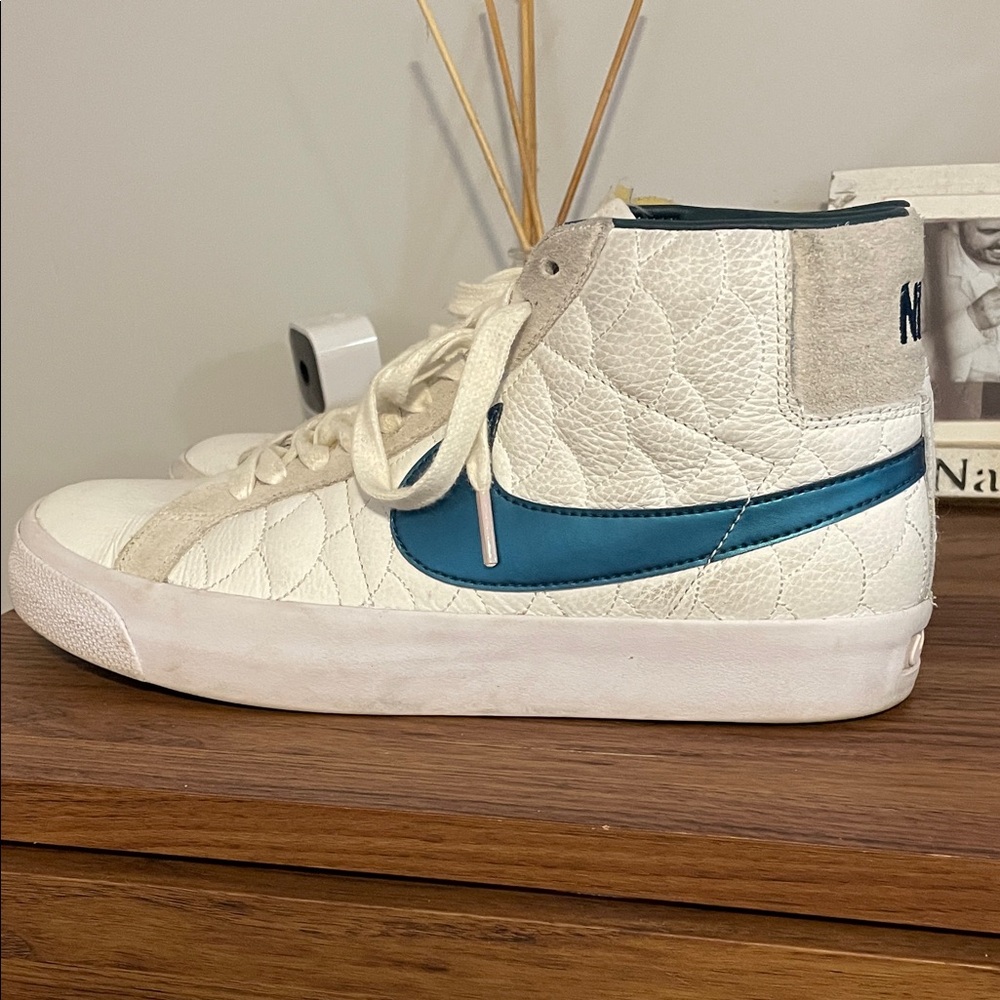 Nike White and Navy High-Tops